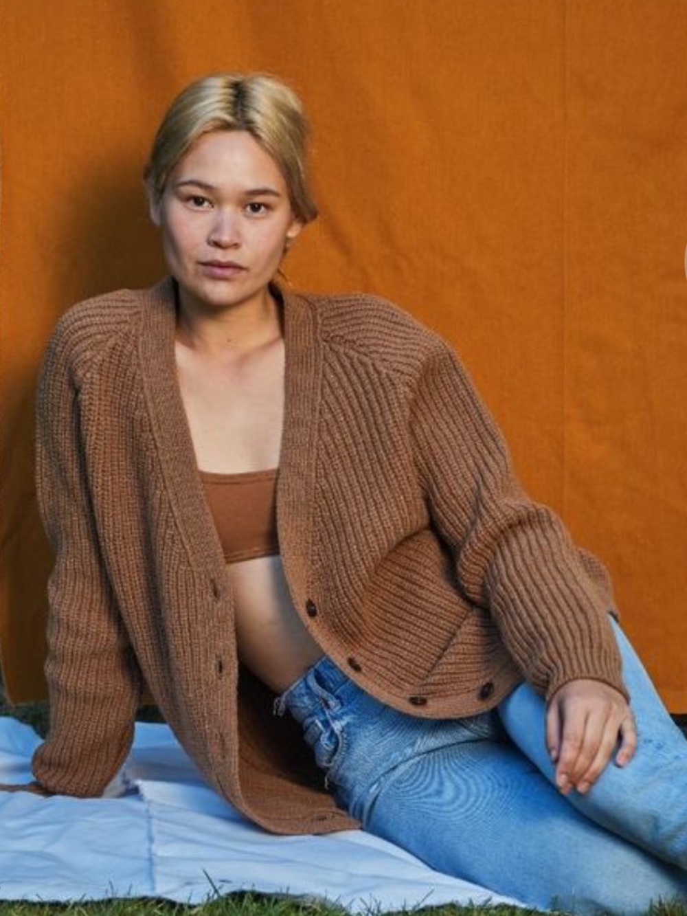 L'Envers Claude 100% Spanish Merino Wool Cardigan - Rich Brown 🤎